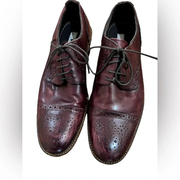 Size 10 Joseph Abboud leather wingtip Oxford shoes in excellent condition​ - Picture 1 of 2